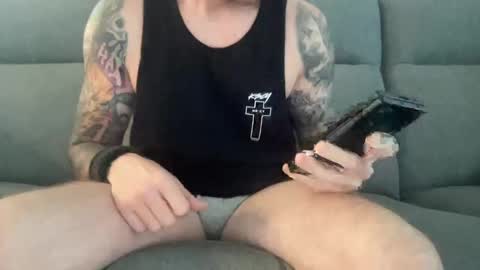 Snapshot of ic987 chatting on 01/24/25, 08:44 ic987 online show from 01/24/25, 08:44