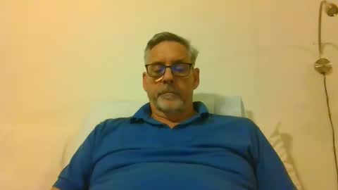 Snapshot of icanhelpu43 chatting on 01/16/25, 01:27 icanhelpu43 online show from 01/16/25, 01:27