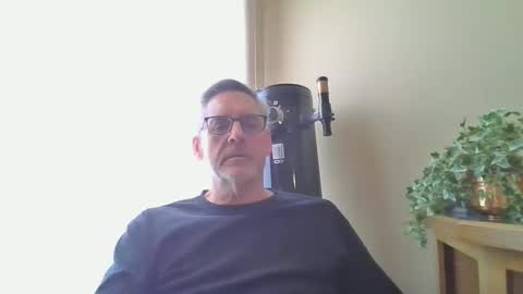Snapshot of icanhelpu43 chatting on 02/01/25, 06:19 icanhelpu43 online show from 02/01/25, 06:19