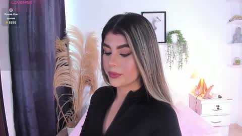 ice_y_abigail online show from 01/19/26, 12:20