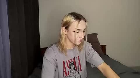 Jade online show from 11/13/25, 01:10