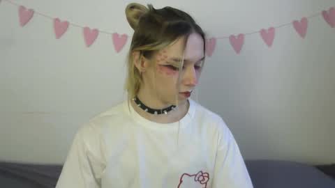 Jade online show from 03/17/26, 02:31