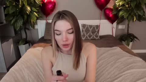 Danielle online show from 02/24/25, 06:26