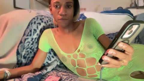 Snapshot of icedmochabree chatting on 10/10/25, 08:02 bree summers online show from 10/10/25, 08:02