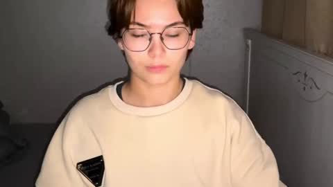 Ksenia online show from 10/26/25, 11:27