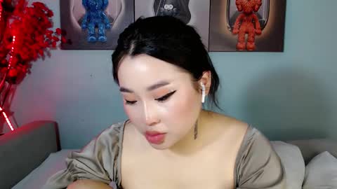 Snapshot of ichiben chatting on 02/23/25, 05:01 ichiben online show from 02/23/25, 05:01