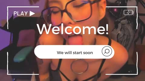 Snapshot of ichika__oto chatting on 02/10/25, 11:45 Natalia online show from 02/10/25, 11:45