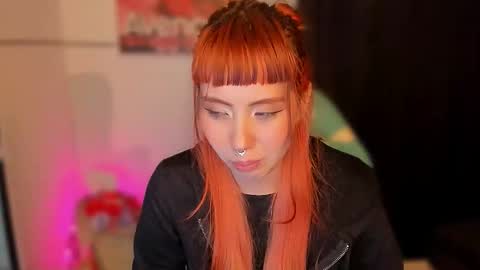 Snapshot of ichika__oto chatting on 02/12/26, 01:22 Natalia online show from 02/12/26, 01:22