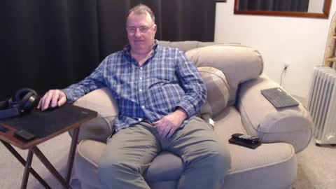 Snapshot of icihristopher chatting on 12/05/24, 12:30 Christopher online show from 12/05/24, 12:30