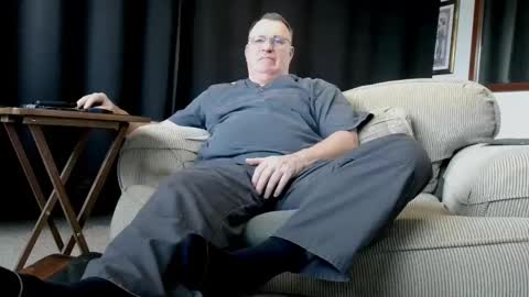 Snapshot of icihristopher chatting on 02/15/25, 09:59 Christopher online show from 02/15/25, 09:59