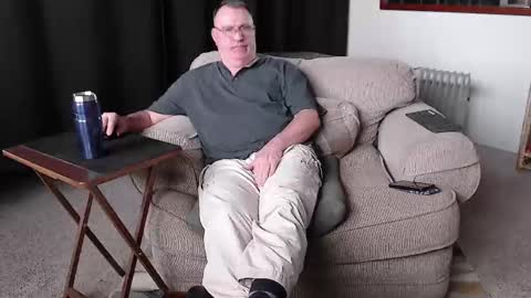 Snapshot of icihristopher chatting on 02/18/25, 06:37 Christopher online show from 02/18/25, 06:37