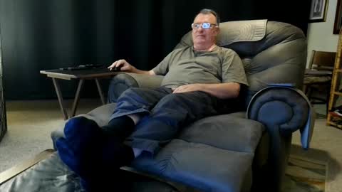 Snapshot of icihristopher chatting on 09/28/25, 02:28 Christopher online show from 09/28/25, 02:28