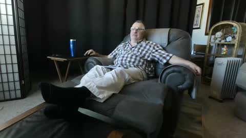 Snapshot of icihristopher chatting on 10/07/25, 05:32 Christopher online show from 10/07/25, 05:32