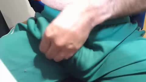 icky_thumps online show from 11/23/25, 06:02