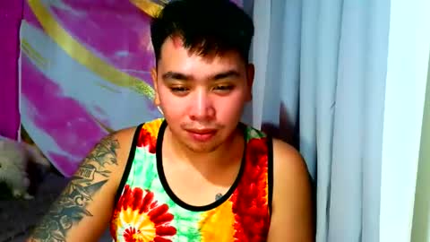 iconic_vince online show from 10/16/25, 03:02