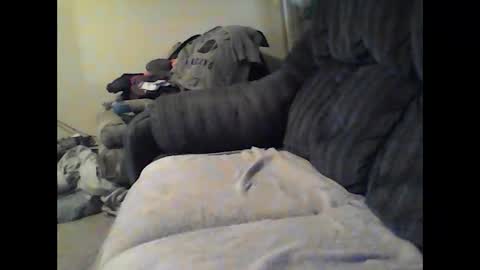 Snapshot of icu2try2xs2 chatting on 10/29/25, 04:09 icu2try2xs2 online show from 10/29/25, 04:09