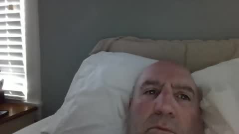 Snapshot of icumming chatting on 03/12/25, 12:04 icumming online show from 03/12/25, 12:04