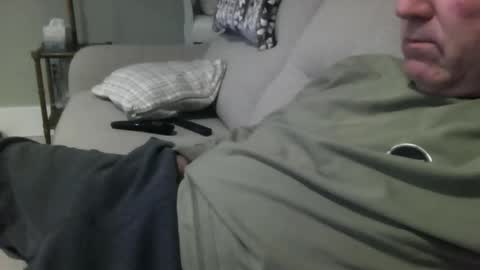 icumming online show from 04/20/26, 02:14