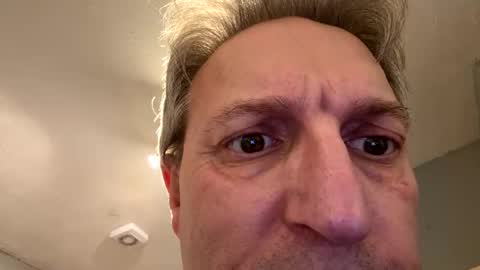 icums4u online show from 11/05/25, 04:40