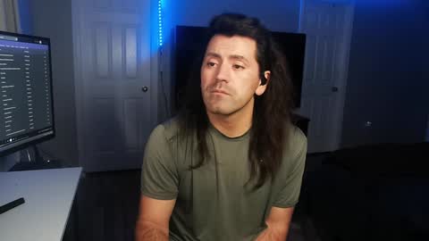 Snapshot of icy_ivy chatting on 02/01/25, 07:57 Ivan online show from 02/01/25, 07:57