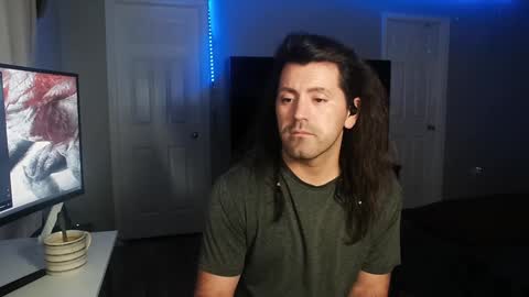 Snapshot of icy_ivy chatting on 02/03/25, 07:29 Ivan online show from 02/03/25, 07:29