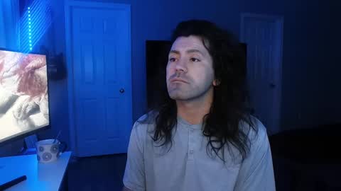 Snapshot of icy_ivy chatting on 02/12/25, 12:33 Ivan online show from 02/12/25, 12:33