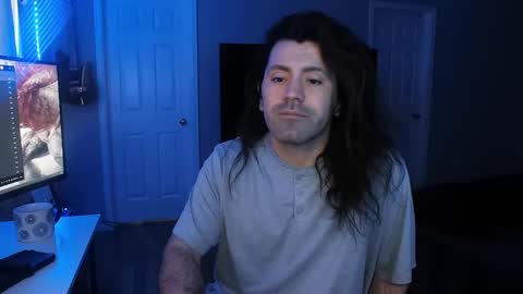 Snapshot of icy_ivy chatting on 02/12/25, 03:38 Ivan online show from 02/12/25, 03:38