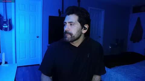 Snapshot of icy_ivy chatting on 09/14/25, 03:05 Ivan online show from 09/14/25, 03:05