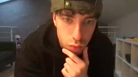 icyninesix online show from 12/22/24, 03:22