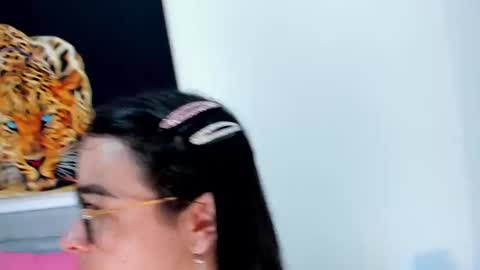 idaly    online show from 02/16/25, 12:19