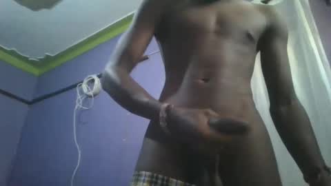 Snapshot of idc971678 chatting on 05/13/26, 11:07 IDC9767 online show from 05/13/26, 11:07