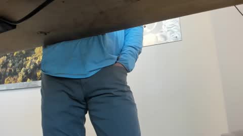 idfunguy2023 online show from 01/02/25, 09:50