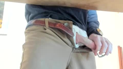 idfunguy2023 online show from 01/20/25, 11:32