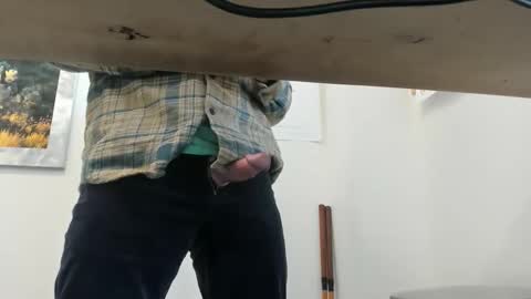 idfunguy2023 online show from 04/27/26, 11:47