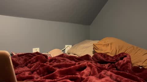 idiomslangs online show from 10/30/25, 01:40