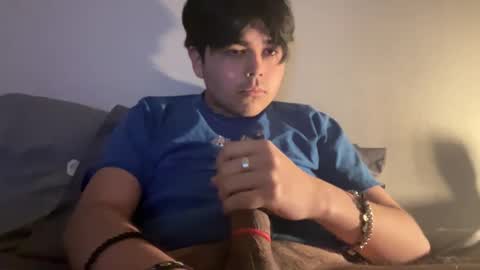 idk12327 online show from 03/04/25, 11:32