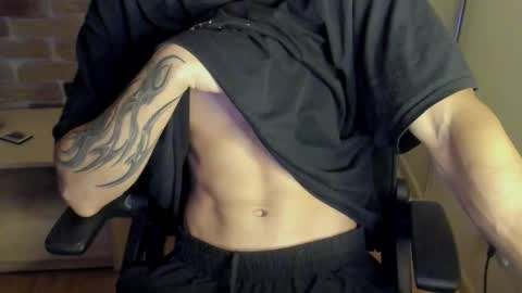 Snapshot of idkiww chatting on 09/11/25, 07:47 yo online show from 09/11/25, 07:47