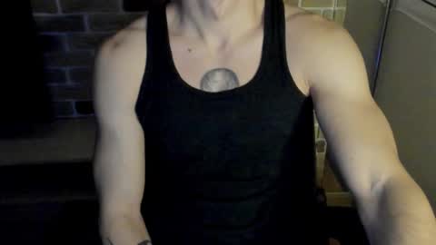 Snapshot of idkiww chatting on 11/29/25, 09:51 yo online show from 11/29/25, 09:51