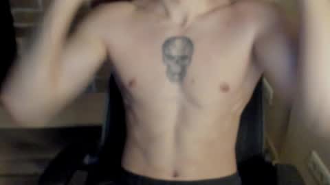 Snapshot of idkiww chatting on 01/13/26, 06:02 yo online show from 01/13/26, 06:02