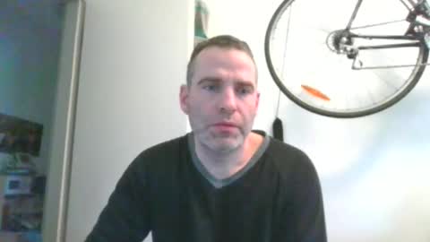 idontknowwhy1 online show from 02/12/25, 07:13