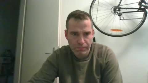 idontknowwhy1 online show from 02/16/25, 04:32