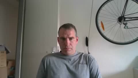 idontknowwhy1 online show from 09/09/25, 08:14