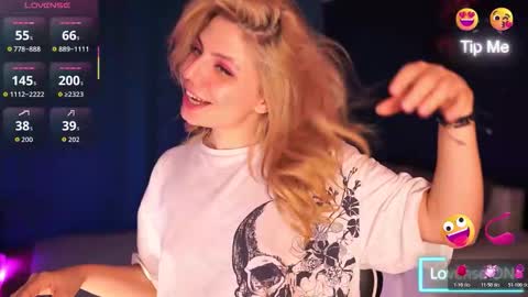 Little Flower online show from 11/20/25, 05:23