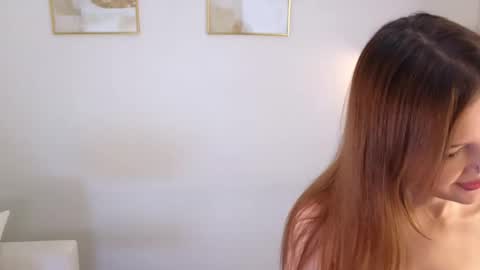 Lisa online show from 09/25/25, 07:23