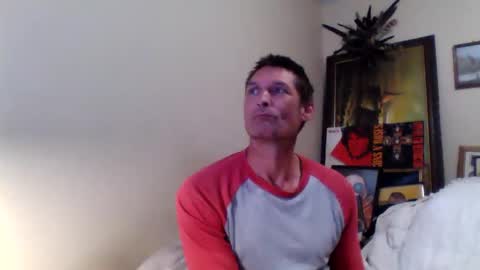 Snapshot of ifoundthegspot chatting on 06/11/26, 09:51 Darthmark420 online show from 06/11/26, 09:51