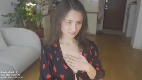 Snapshot of ifyouleave chatting on 09/14/25, 10:58 Belle online show from 09/14/25, 10:58