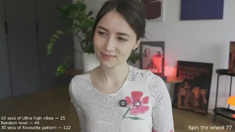 Snapshot of ifyouleave chatting on 05/14/26, 09:27 Belle online show from 05/14/26, 09:27