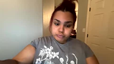 Snapshot of igotthroated chatting on 04/18/26, 08:29 igotthroated online show from 04/18/26, 08:29