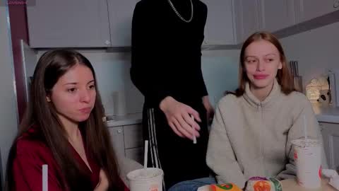 Julia and Mira online show from 12/21/25, 07:37