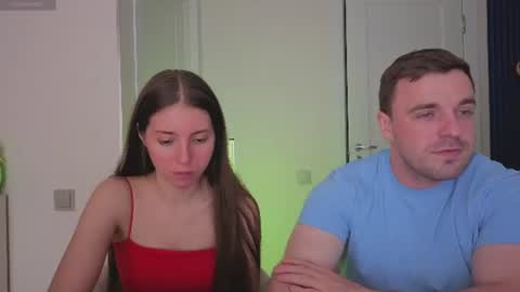 Julia and Mira online show from 07/04/26, 05:41